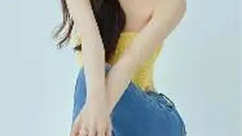 广濑铃2月18日推出十年纪念写真集